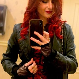 Meet your Posher, Christina